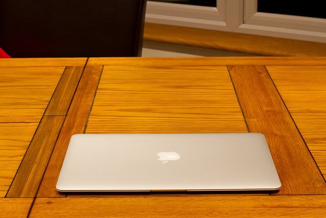 Macbook Air 13 MD232 Max Option i7 2.0Ghz 8G 512Gb ship US giá cực tốt