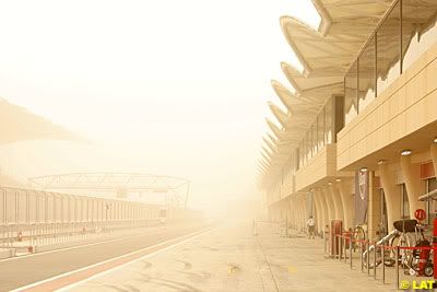 bah Testing might as well be abandoned as a major sandstorm has hit the Sakhir circuit again