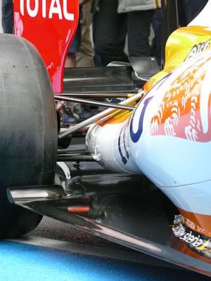 R29 Rear coke bottle detail