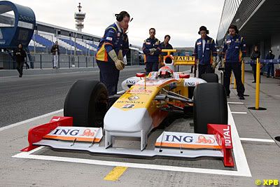 fw Wide front wing - Renault R29