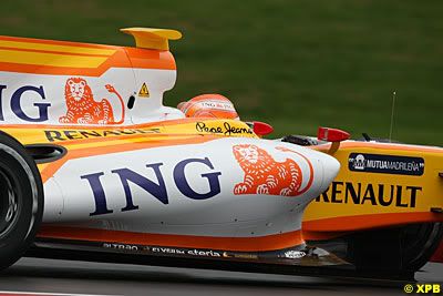 spd Tight coke bottle and lack of clutter on Renault R29