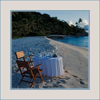 beachtable.jpg Beach Table image by dsibley999
