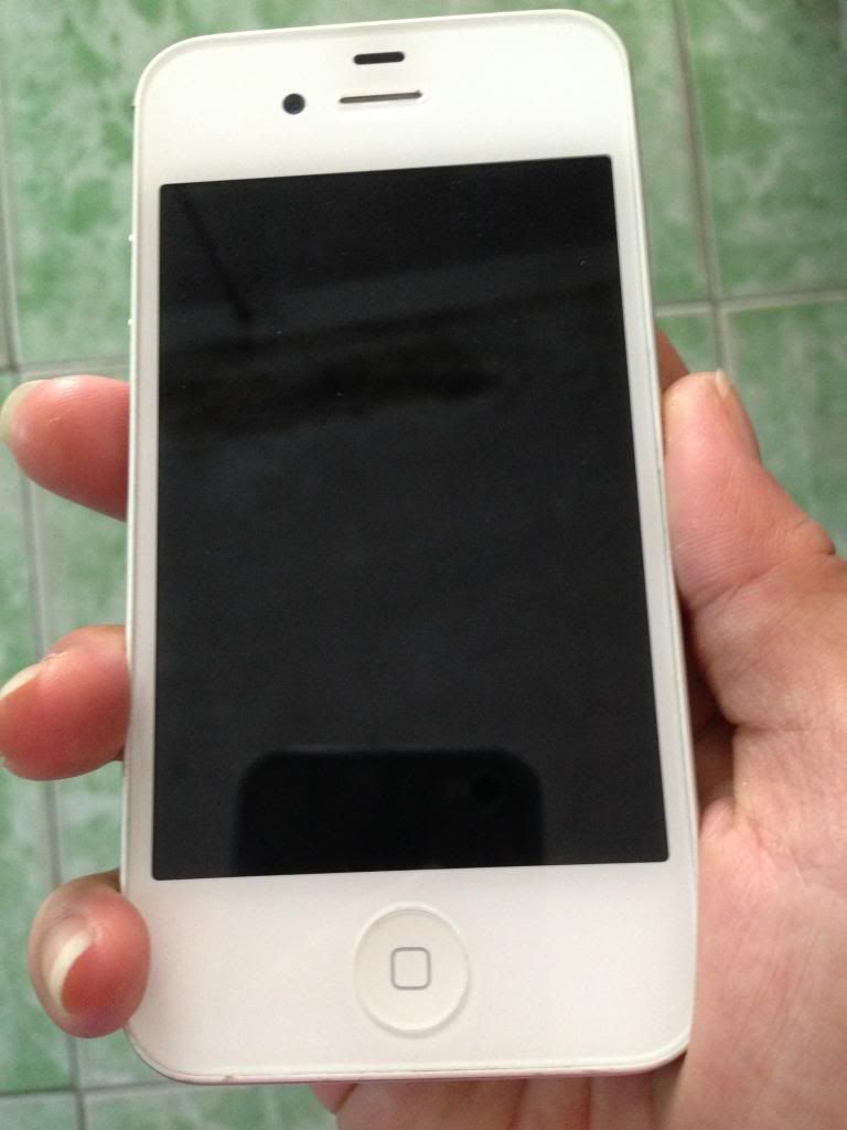 IPhone 4s 16gb màu trắng bản quốc tế LL của Mỹ  giá rẻ!!!!