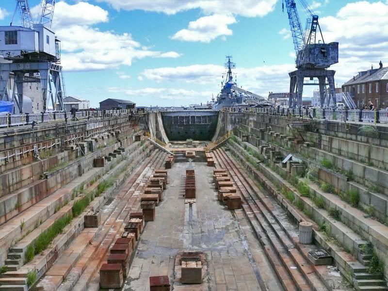 [Image: USS-Constitution-Dry-Docks.jpg]