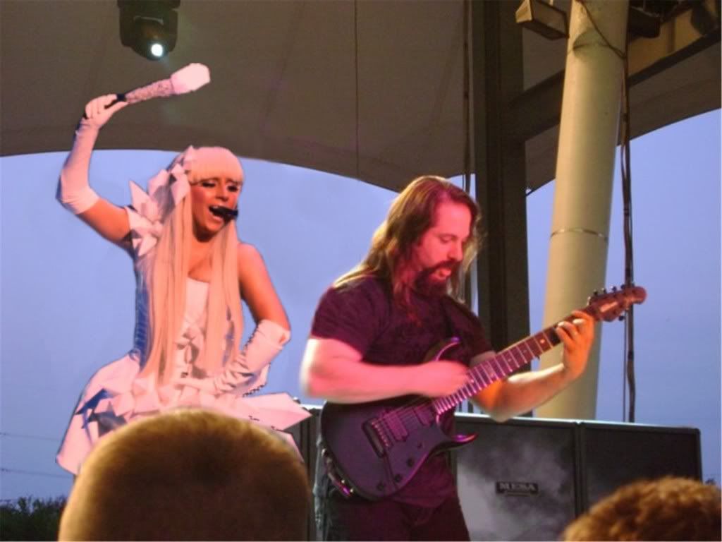 GagaTheater.jpg