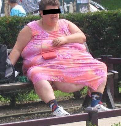 fat_woman_with_fat_hanging_out_o-1.jpg
