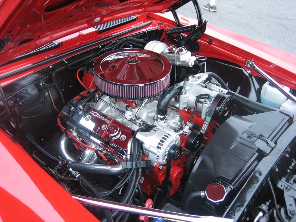 Who makes this serpentine belt setup Team Camaro Tech