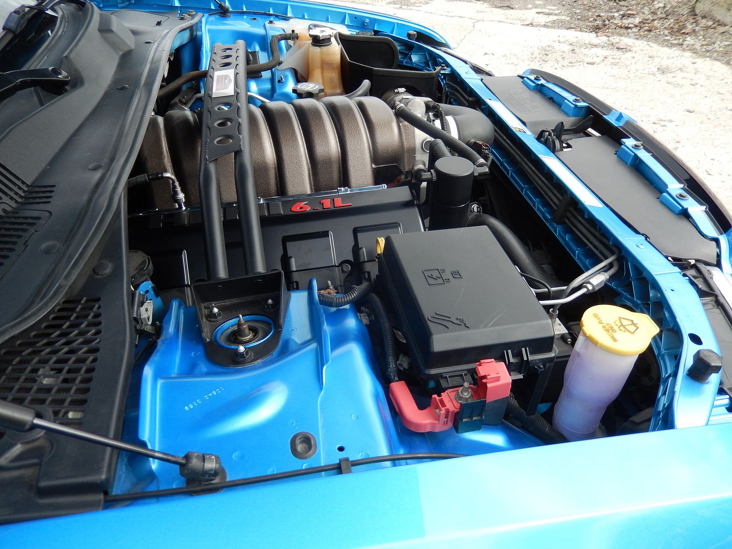 photo 300c srt8 manual swap 47.jpg