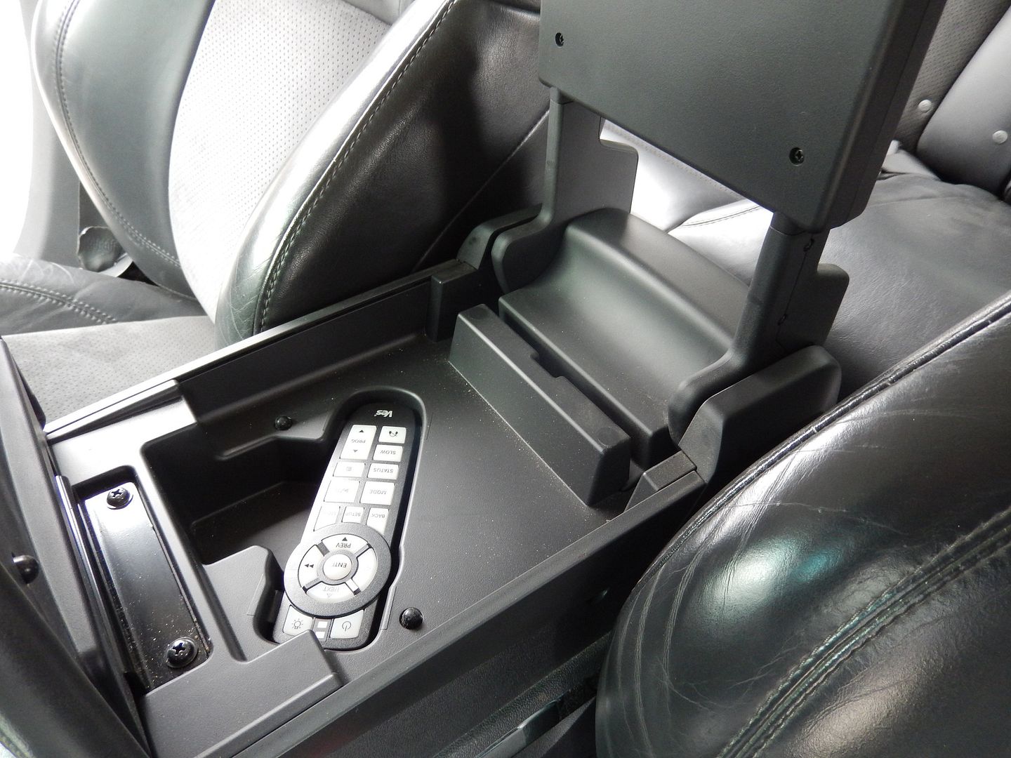 photo 300c srt8 manual swap 73.jpg