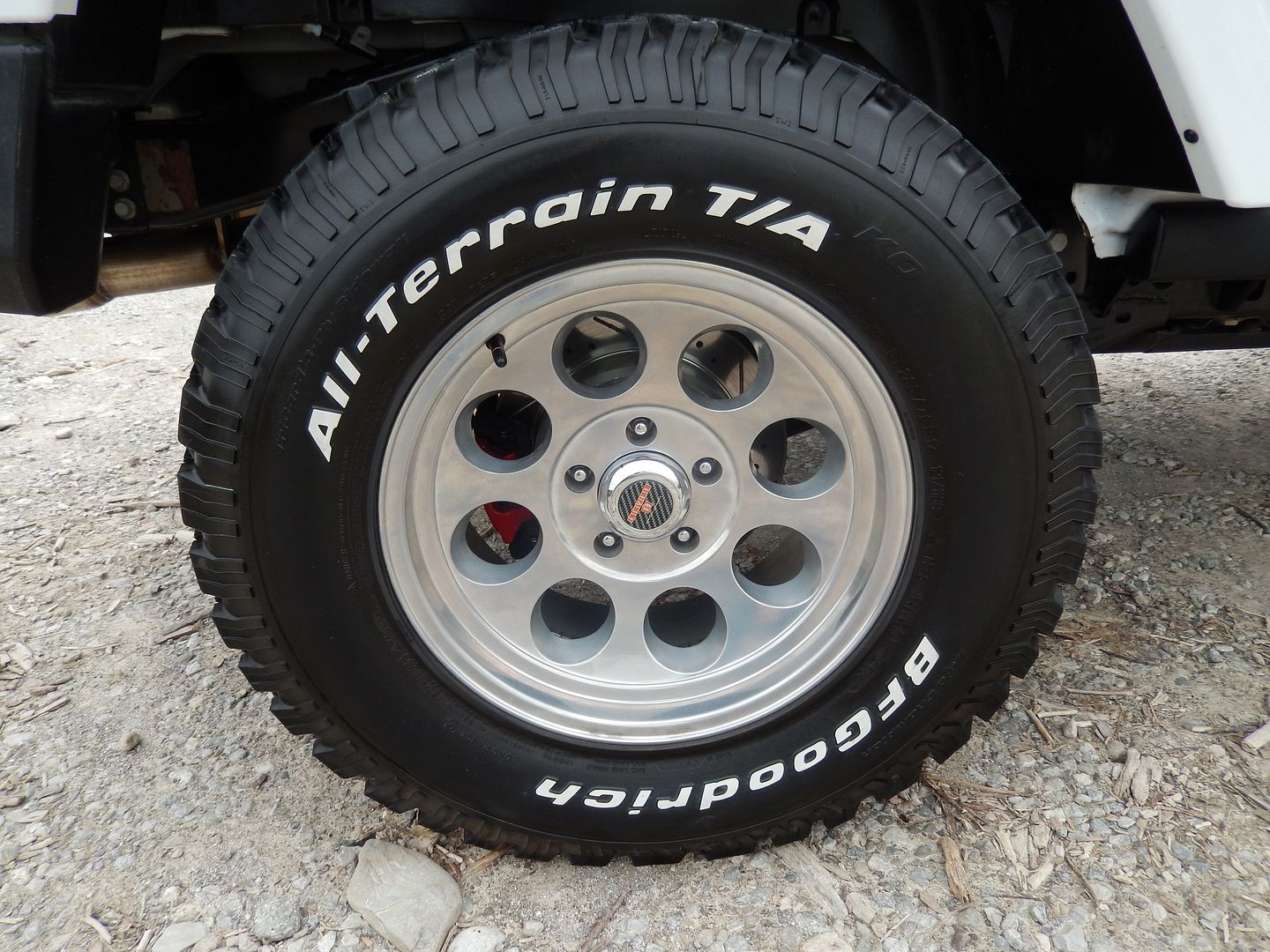 photo Jeep wrangler rubicon 6.4l hemi swap 71.jpg