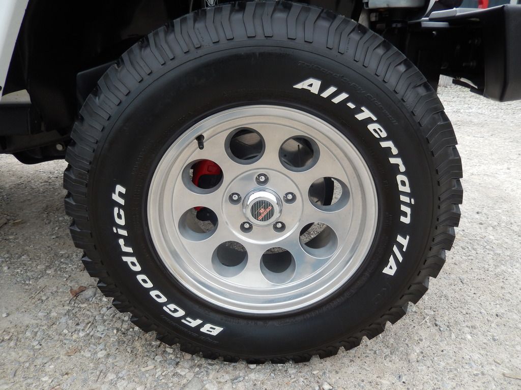 photo Jeep wrangler rubicon 6.4l hemi swap 73.jpg