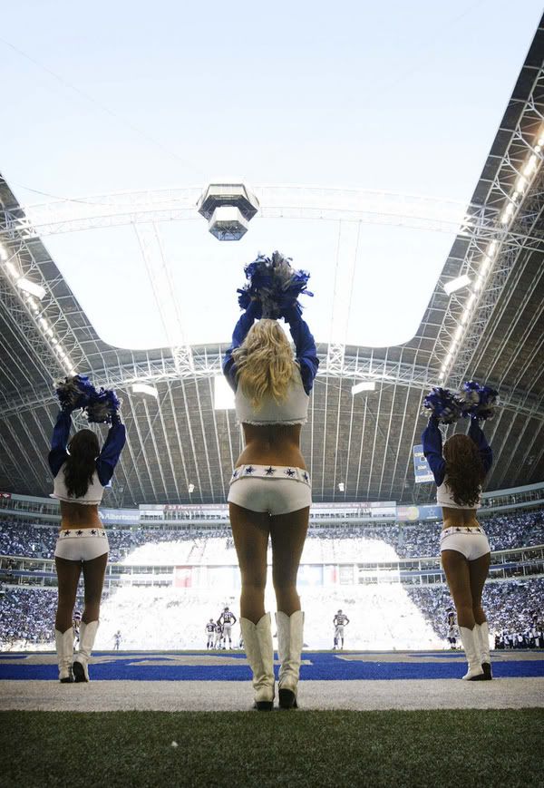 Dallas+cowboys+cheerleaders+swimsuit+calendar