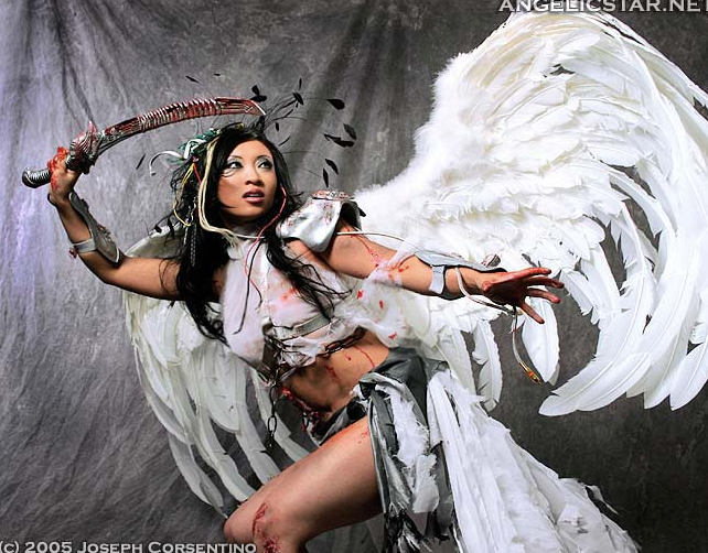 Yaya Han costumes
