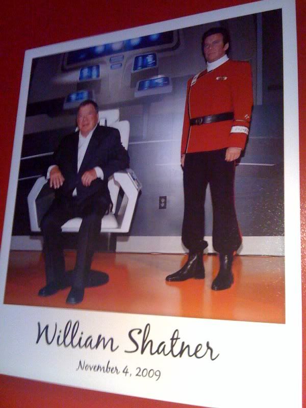 William Shatner with his own wax version of Captain Kirk