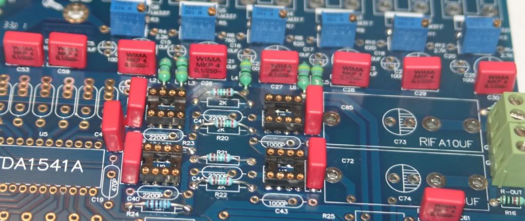 PCB_populating_7.jpg