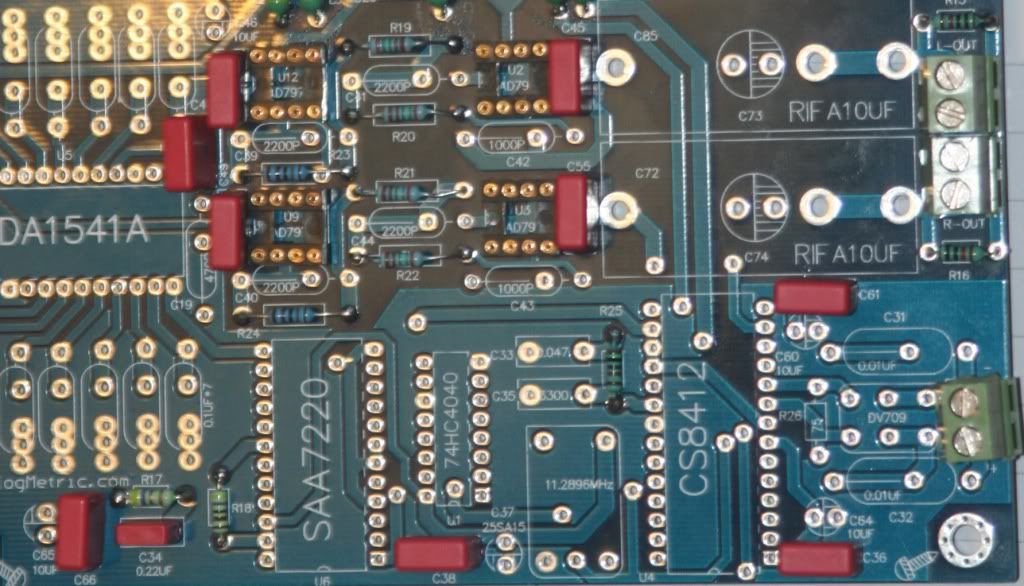 PCB_populating_8.jpg