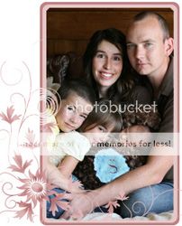 http://i196.photobucket.com/albums/aa280/mom4_life/ledeboerfamilypic2009copy.jpg