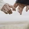 https://i196.photobucket.com/albums/aa287/OMGhanni/fingers.jpg