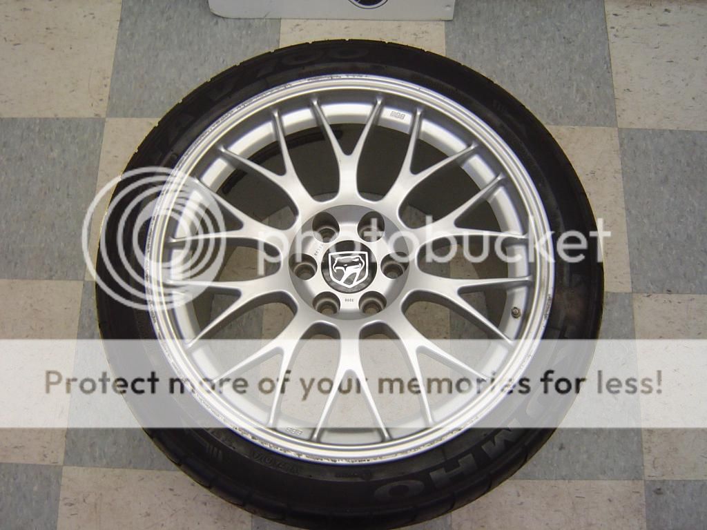 99 02 Dodge Viper GTS ACR OEM 18x13 Rear Wheel & Tire Silver  