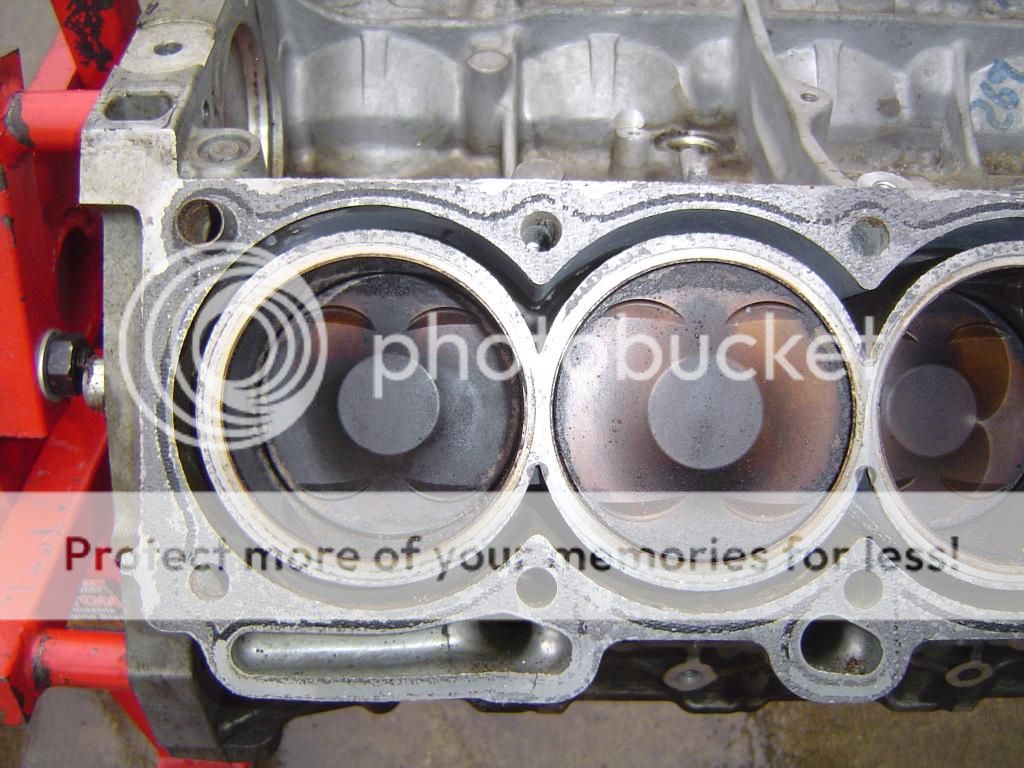 04 05 Cadillac XLR 4.6L Northstar Engine Block AS IS  