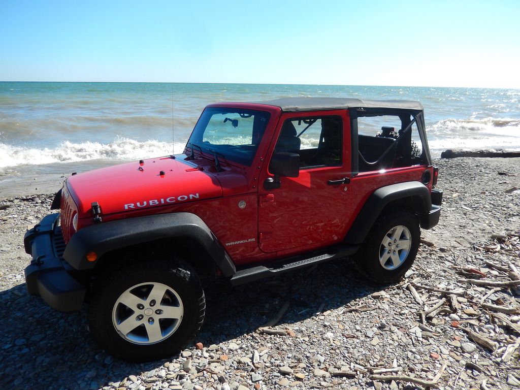  photo 2011 wrangler rubicon 31.jpg