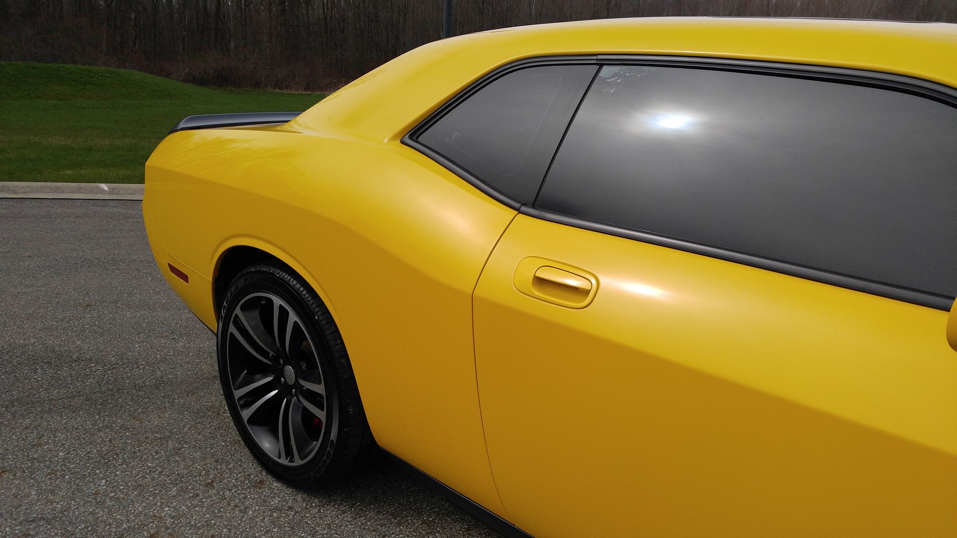  photo YELLOW CHALLENGER 14.jpg